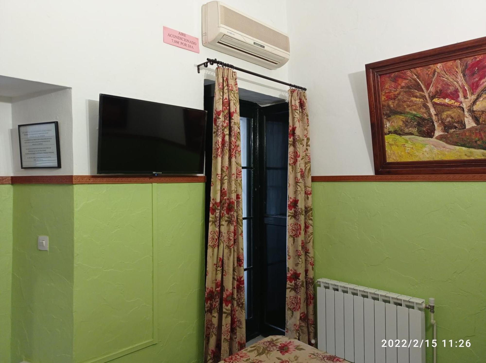 Hostal Manolo Ель-Пуерто-де-Санта-Марія Номер фото