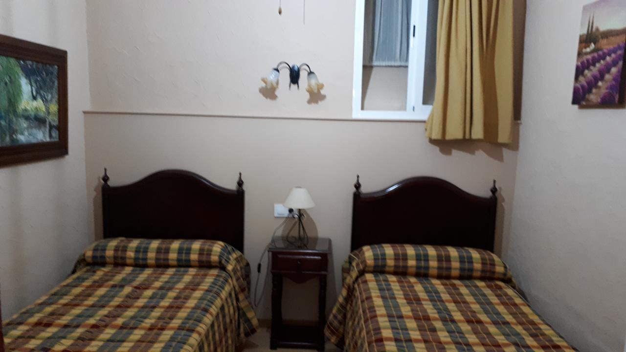 Hostal Manolo Ель-Пуерто-де-Санта-Марія Екстер'єр фото